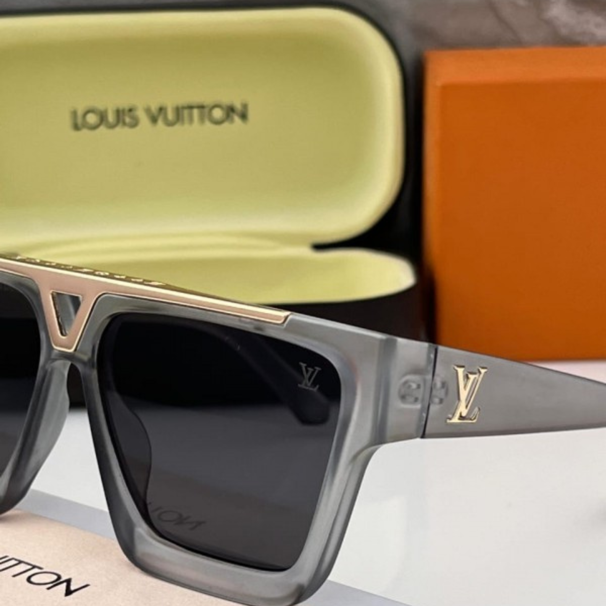 LUXURY STYLIST SUNGLASS