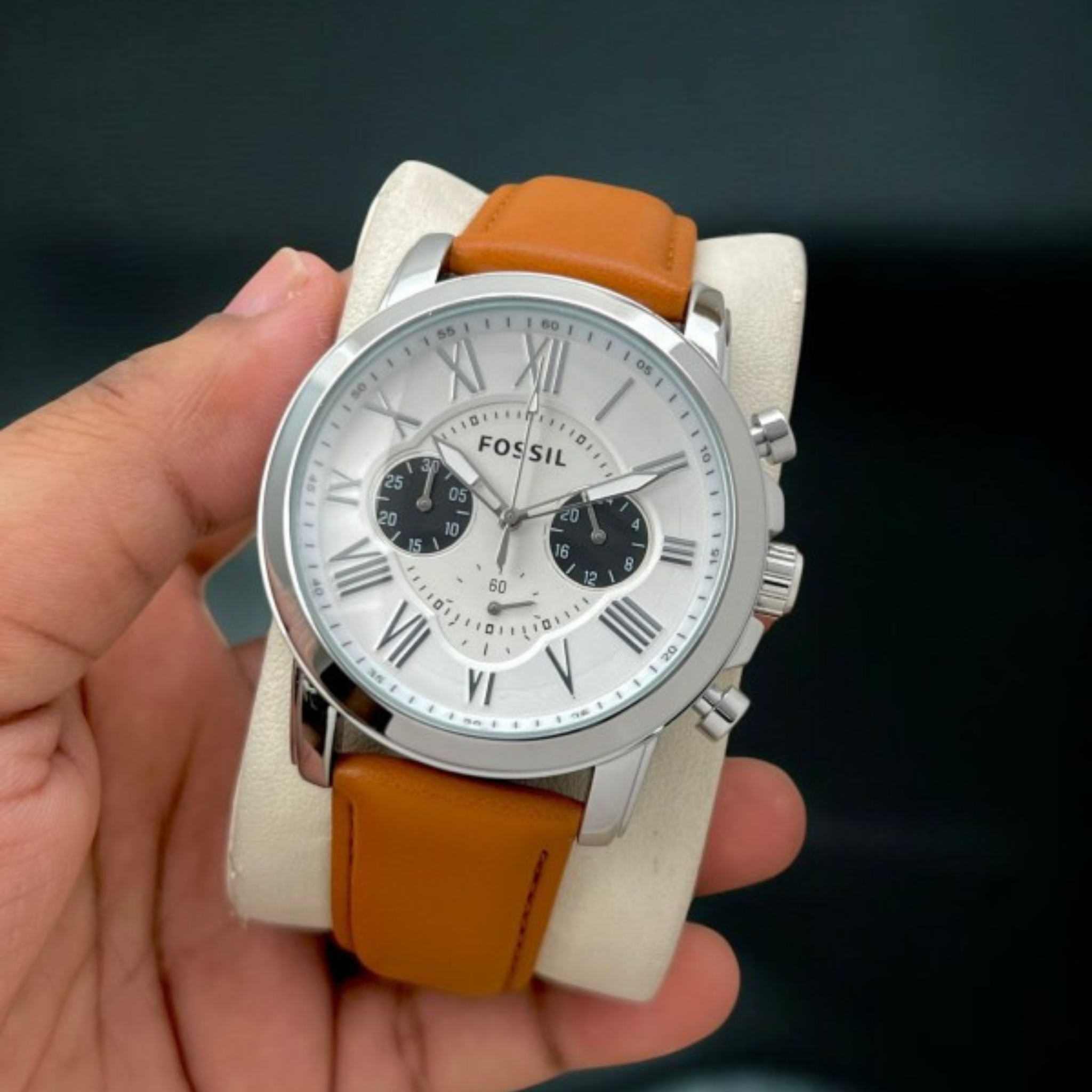 BROWN MEN'S FASHION WRIST WATCHES