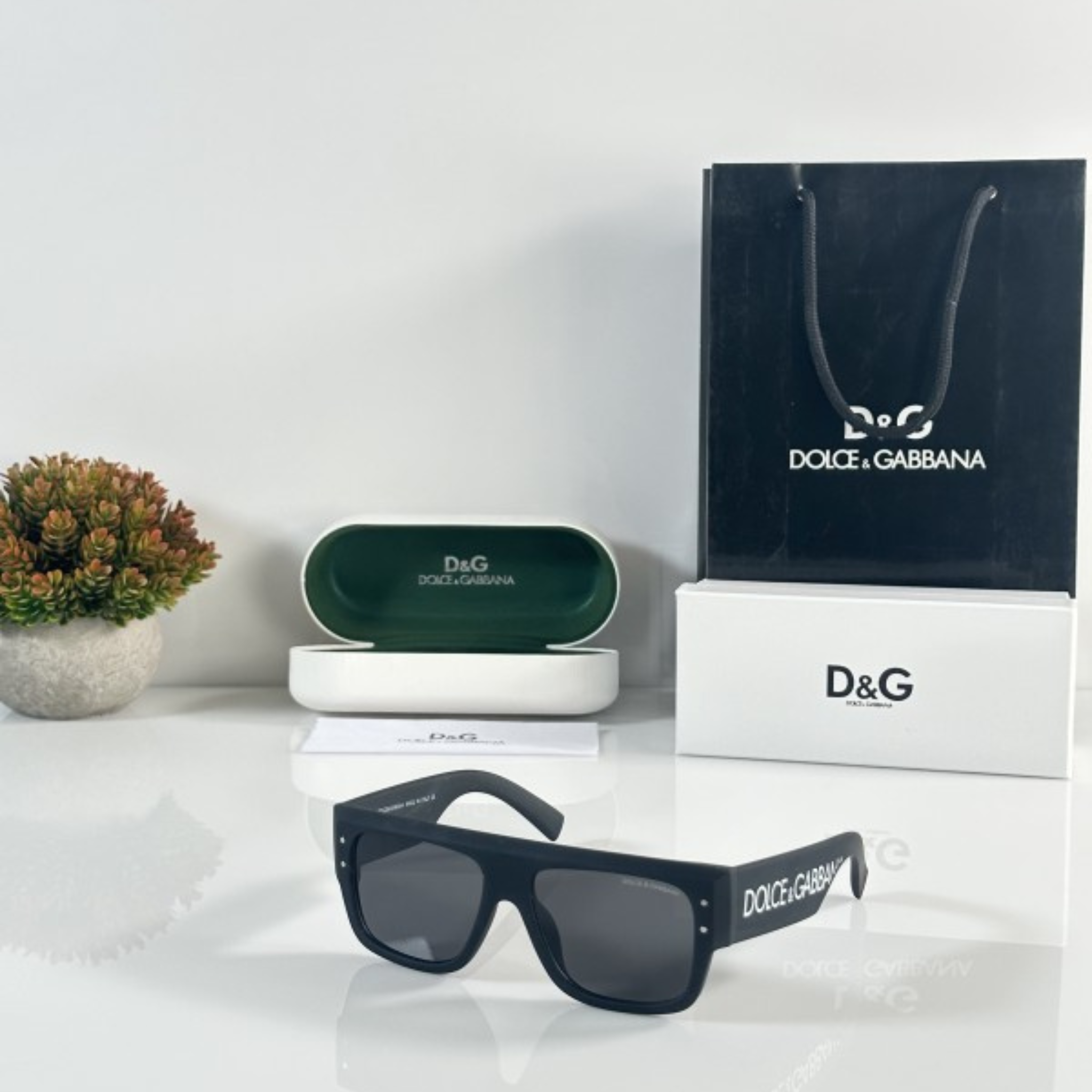 LUXURY UV PROTECTED SUNGLASSES