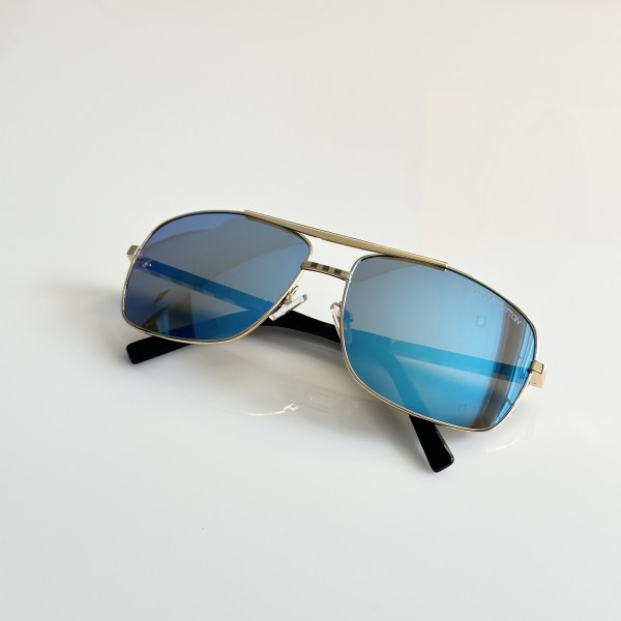 STYLES PREMIUM SUNGLASSES FOR MAN