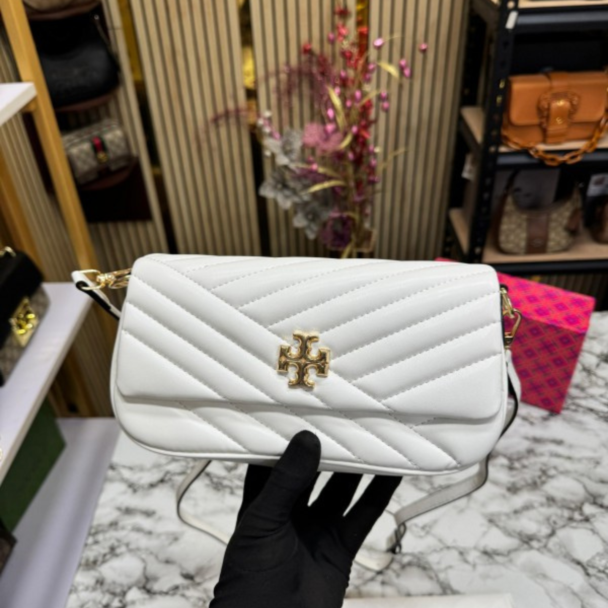 WHITE DUST FLAP BAG FOR WOMEN