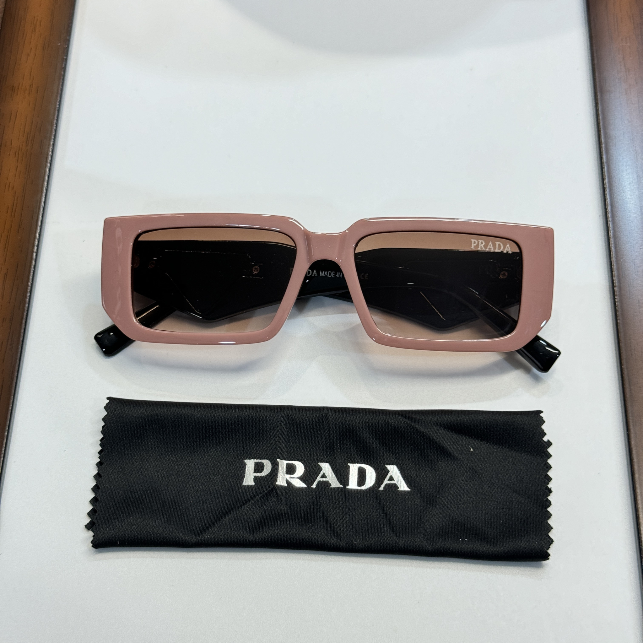 BLACK & PINK COMBINATION PREMIUM SUNGLASSES