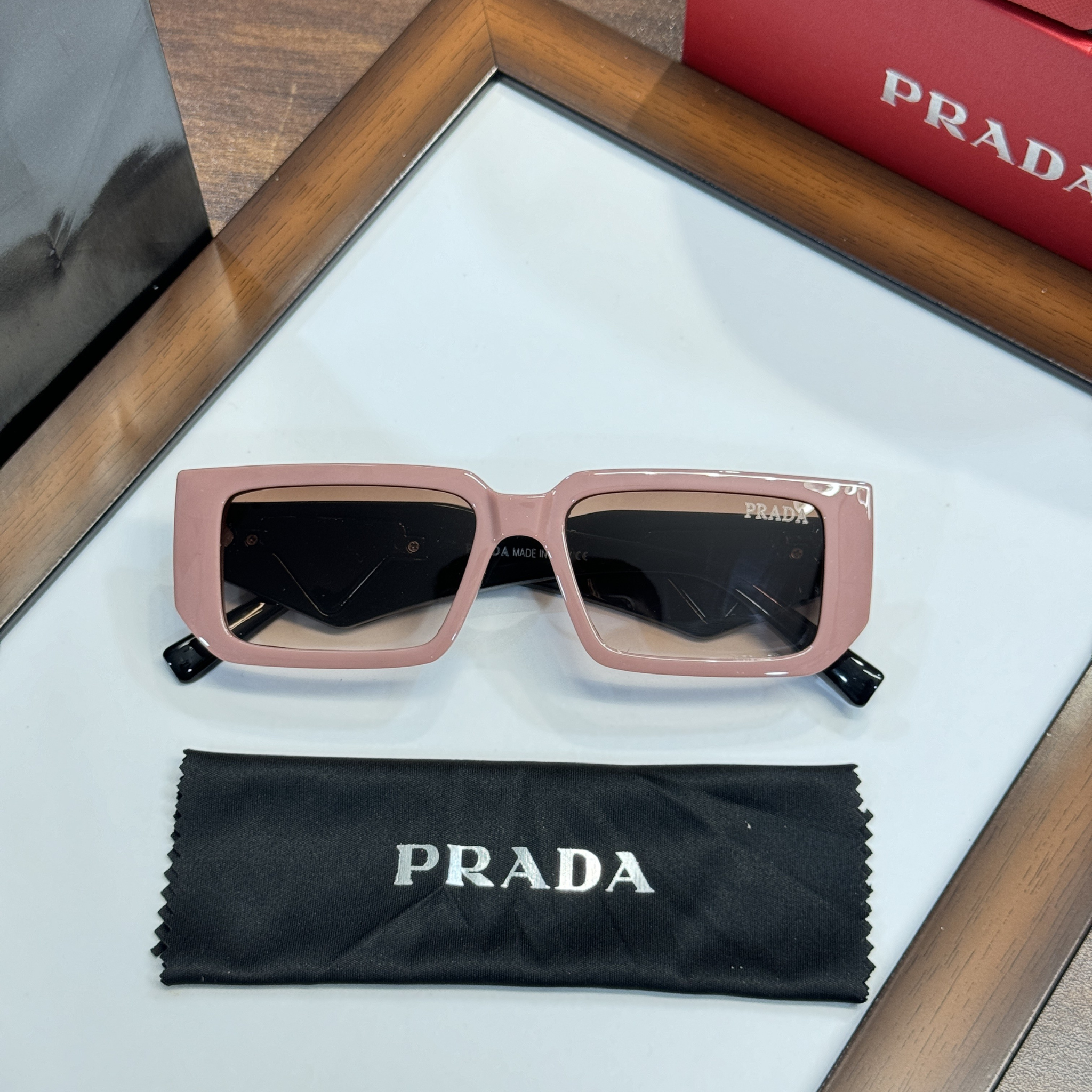 BLACK & PINK COMBINATION PREMIUM SUNGLASSES