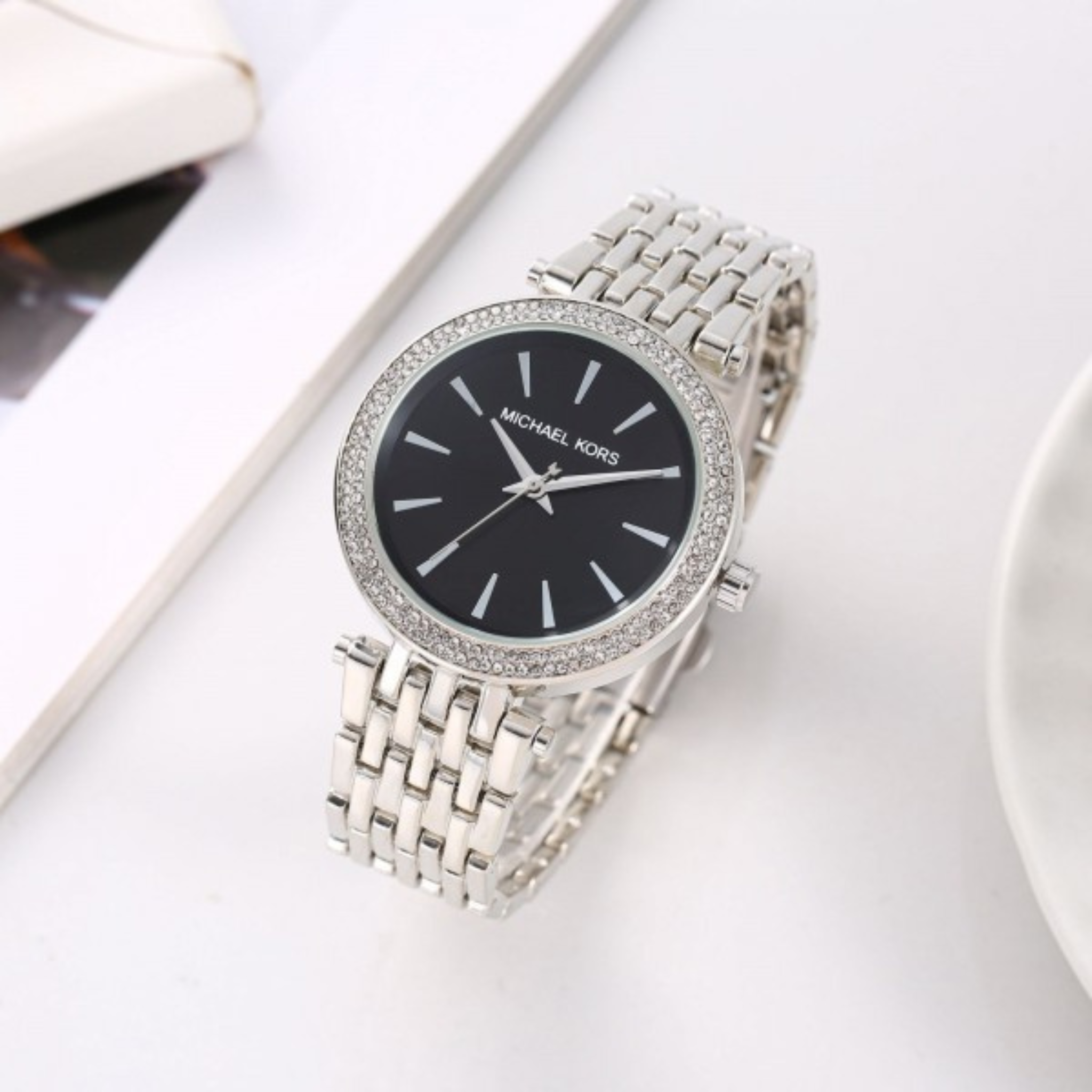 ROUND SLIM CLEAR BLACK DIAL PREMIUM WATCH