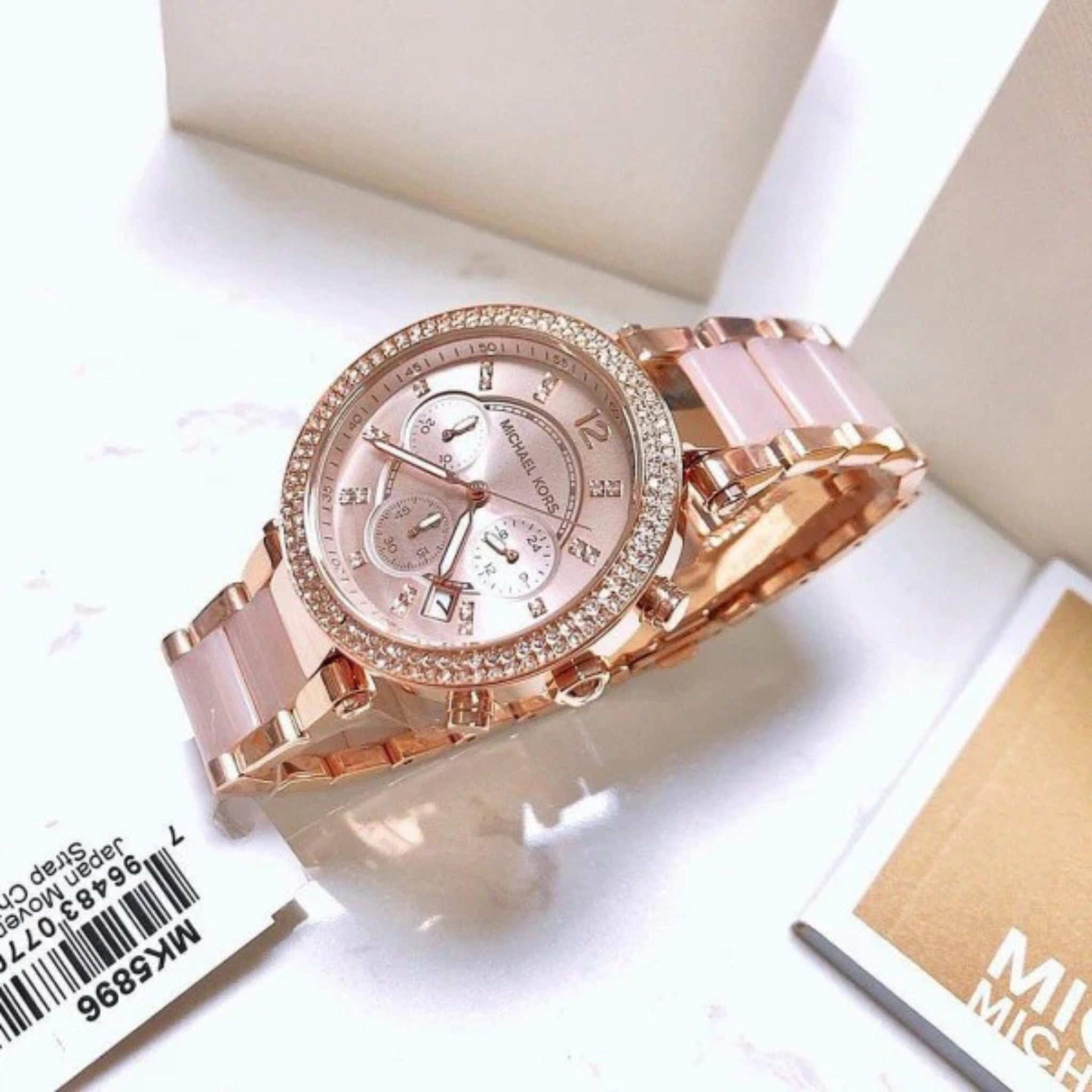 LUXURIOUS BRANDED LADIES WATCH