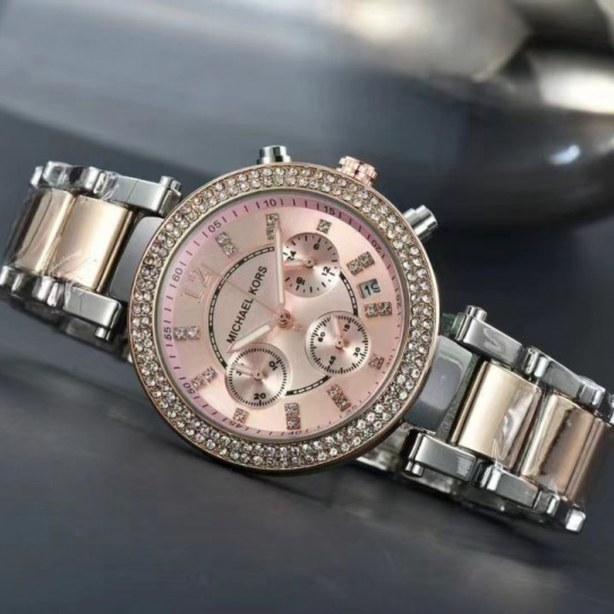 LUXURY WRIST STAINLESS STEEL WATCH FOR WOMEN