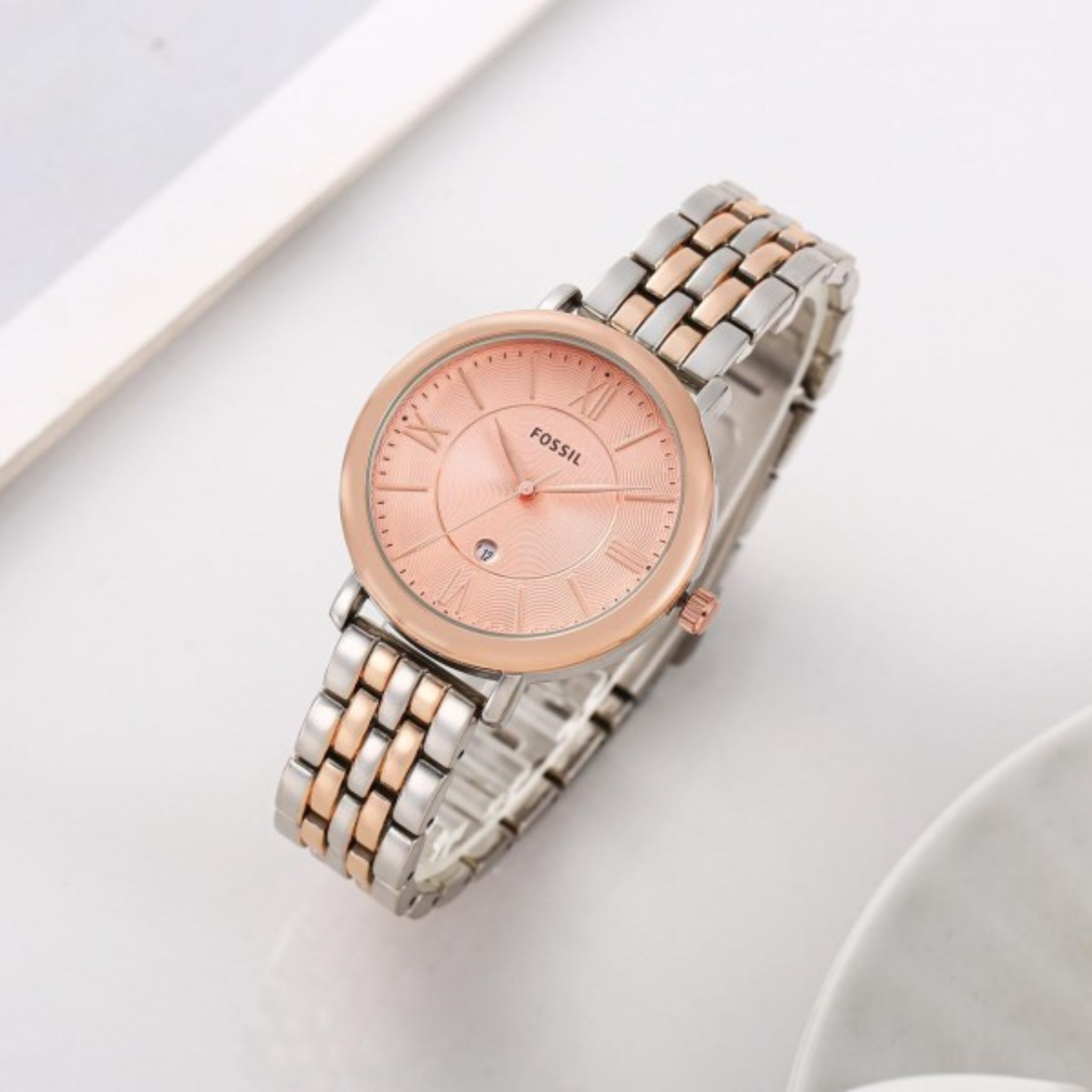 ROUND DIAL LADIES WATCH