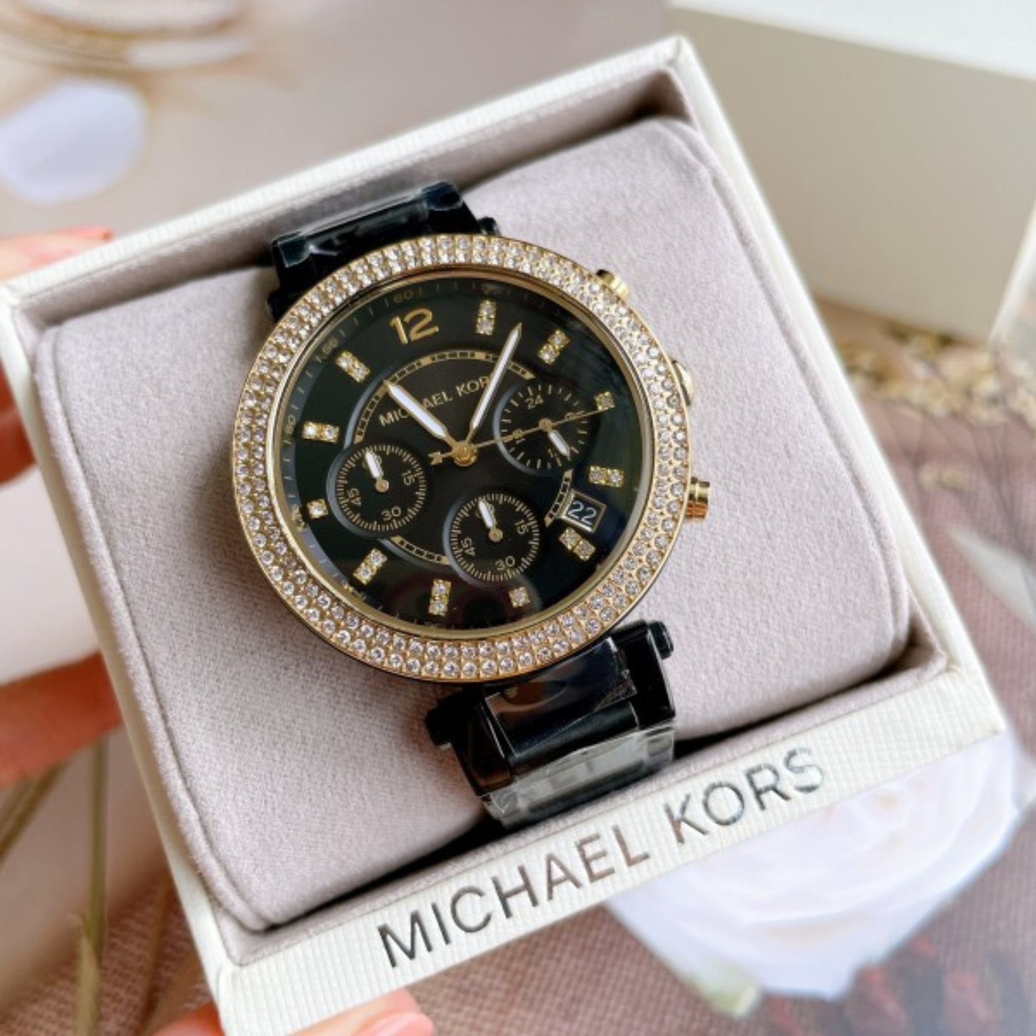 ROUND BLACK M_K WATCH FOR WOMEN